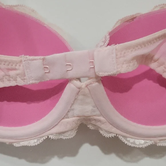 PINK Victoria's Secret Lace Push Up Underwire Bra - Light Pink - Picture 5 of 11